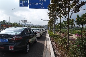 昆明地區(qū)優(yōu)質(zhì)昆明汽車陪駕服務(wù)